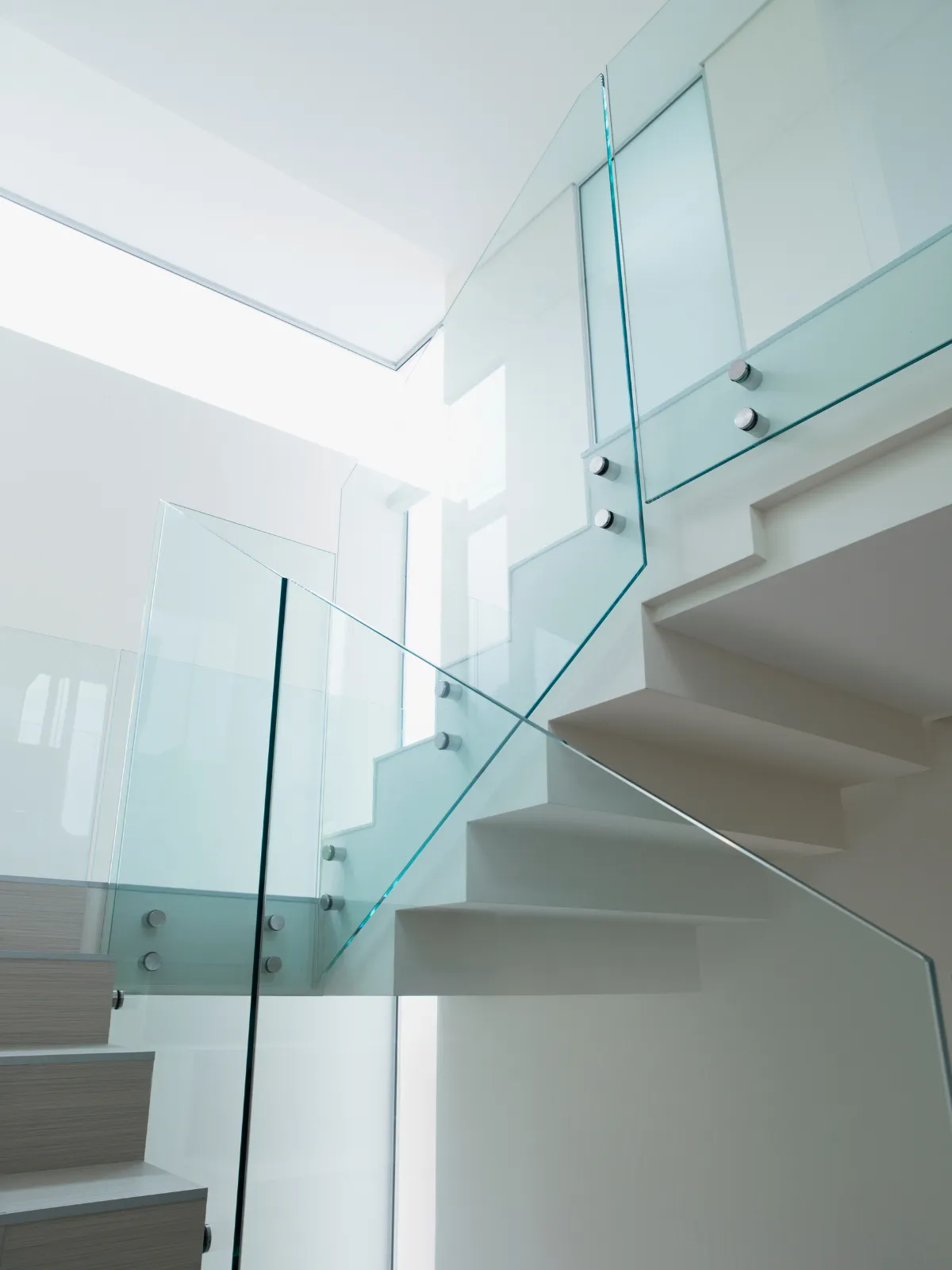 Glass railing